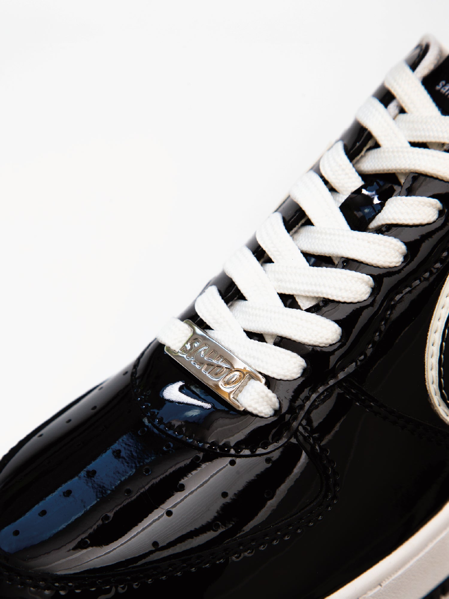 Sando Force 1 (Black/Gradient)